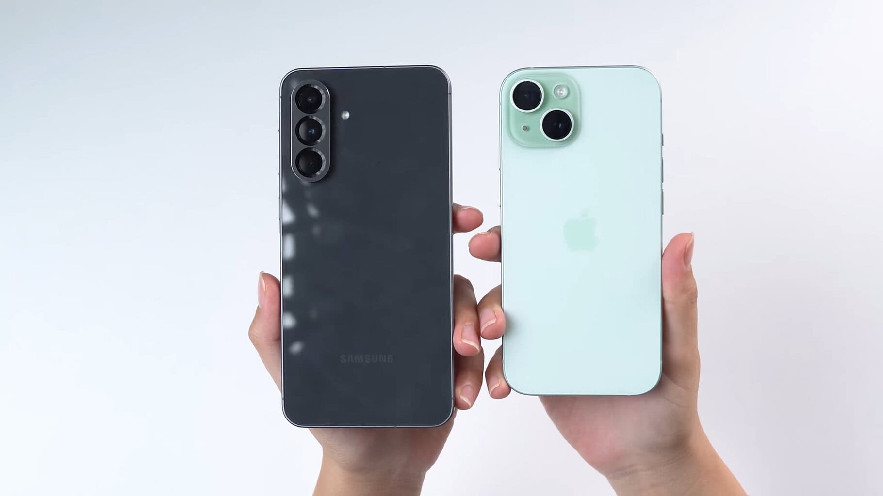Galaxy A56 vs iPhone 15: Qual Comprar em 2025? Galaxy A56 vs iPhone 15: Qual Comprar em 2025?