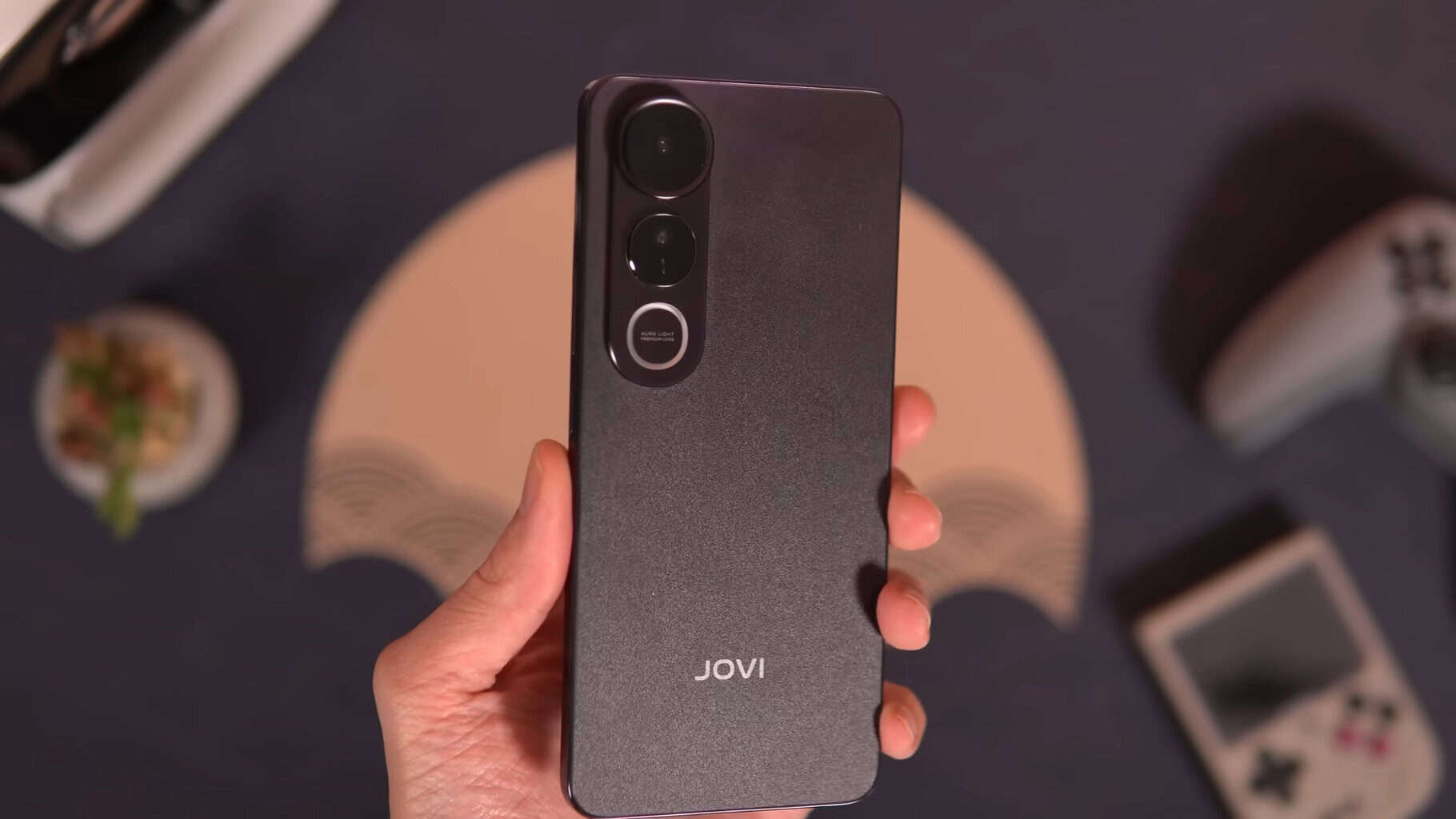 Jovi V50 Lite: vale a pena o novo intermediário premium no Brasil? Jovi V50 Lite: vale a pena o novo intermediário premium no Brasil?