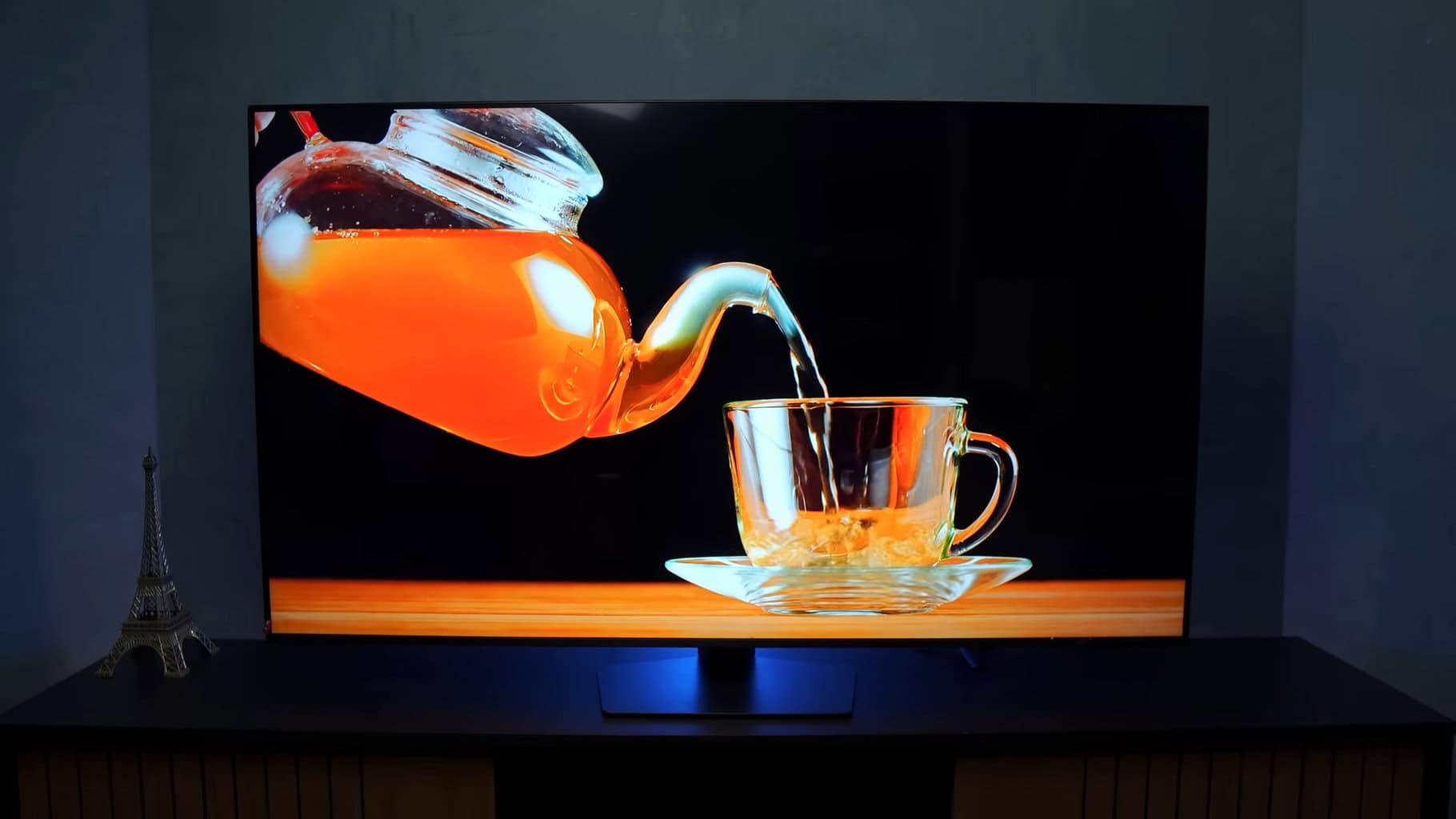 Samsung QN85D: A TV Mini LED Barata que Vale a Pena em 2025? Samsung QN85D: A TV Mini LED Barata que Vale a Pena em 2025?