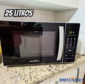 Micro-ondas Britânia 25 Litros Preto 1100w Bmo28