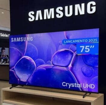 Smart TV 75" Samsung 4K UHD Crystal 75U8600F Tizen 3 HDMI