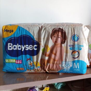 Babysec Fraldas Descartáveis Ultrasec Galinha Pintadinha, 72 Unidades, Tamanho M 5 - 9, 5 Kg, Babysec, Azul, M