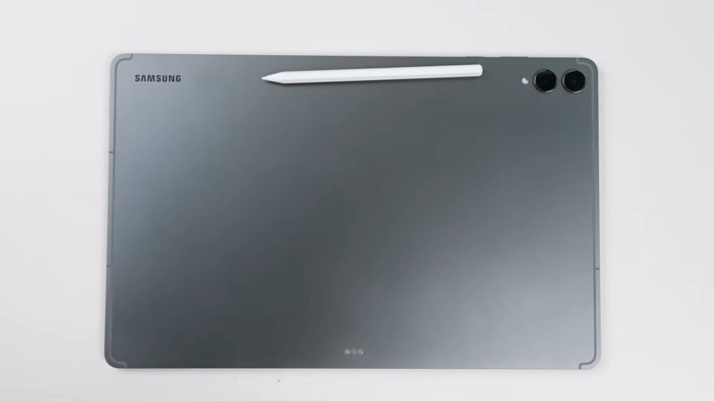 Galaxy Tab S11 Ultra: Unboxing, Acessórios e Primeiras Impressões do Novo Gigante da Samsung Galaxy Tab S11 Ultra: Unboxing, Acessórios e Primeiras Impressões do Novo Gigante da Samsung