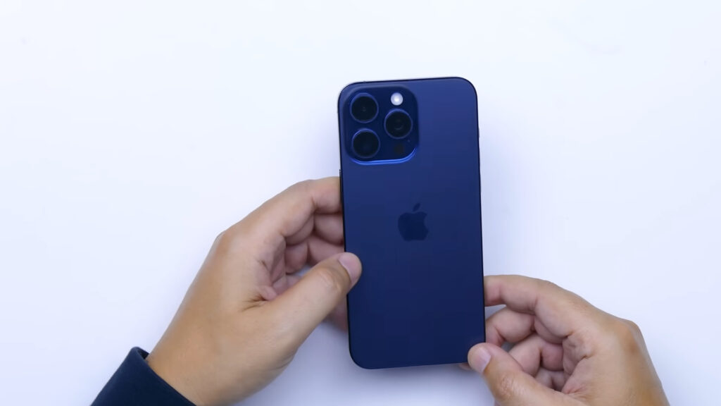 iPhone 15 Pro Max em 2025: análise completa após 2 anos — desempenho, bateria, câmeras e se ainda vale a pena comprar iPhone 15 Pro Max em 2025: análise completa após 2 anos — desempenho, bateria, câmeras e se ainda vale a pena comprar