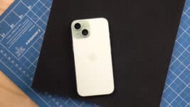 iPhone 15 em 2025: ainda vale a pena após o iPhone 17? Guia completo de preço ideal, prós e contras