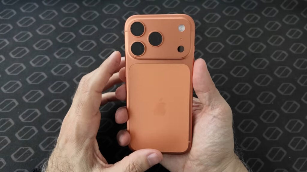 iPhone 17 Pro em Alumínio: Foi uma Boa Troca em Relação ao Titânio? iPhone 17 Pro em Alumínio: Foi uma Boa Troca em Relação ao Titânio?