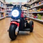 Mini Moto Elétrica Infantil Halei Bateria 6v Som E Luz Cor Vermelho Voltagem Do Carregador 110v/220v BrinqKids 10547