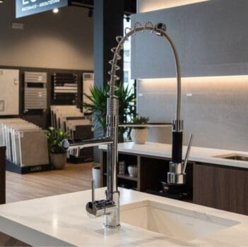 Torneira Cozinha Gourmet Monocomando Com Spray Extensor – Kparts Importadora