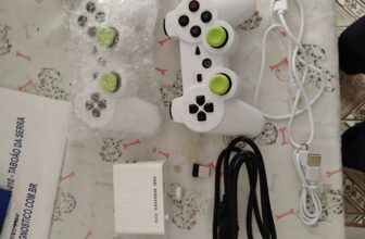 Game Stick Y7: O Mini Console Potente — Roda God of War, PSP e Muito Mais!