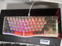 ATTACK SHARK AKS068 Teclado mecânico para jogos com fio 65% Alice Layout Hot-swapped Gaxeta,retroiluminação RGB VIA Botão programável NKRO TKL AS Interruptor tátil marrom pré-lubrificado