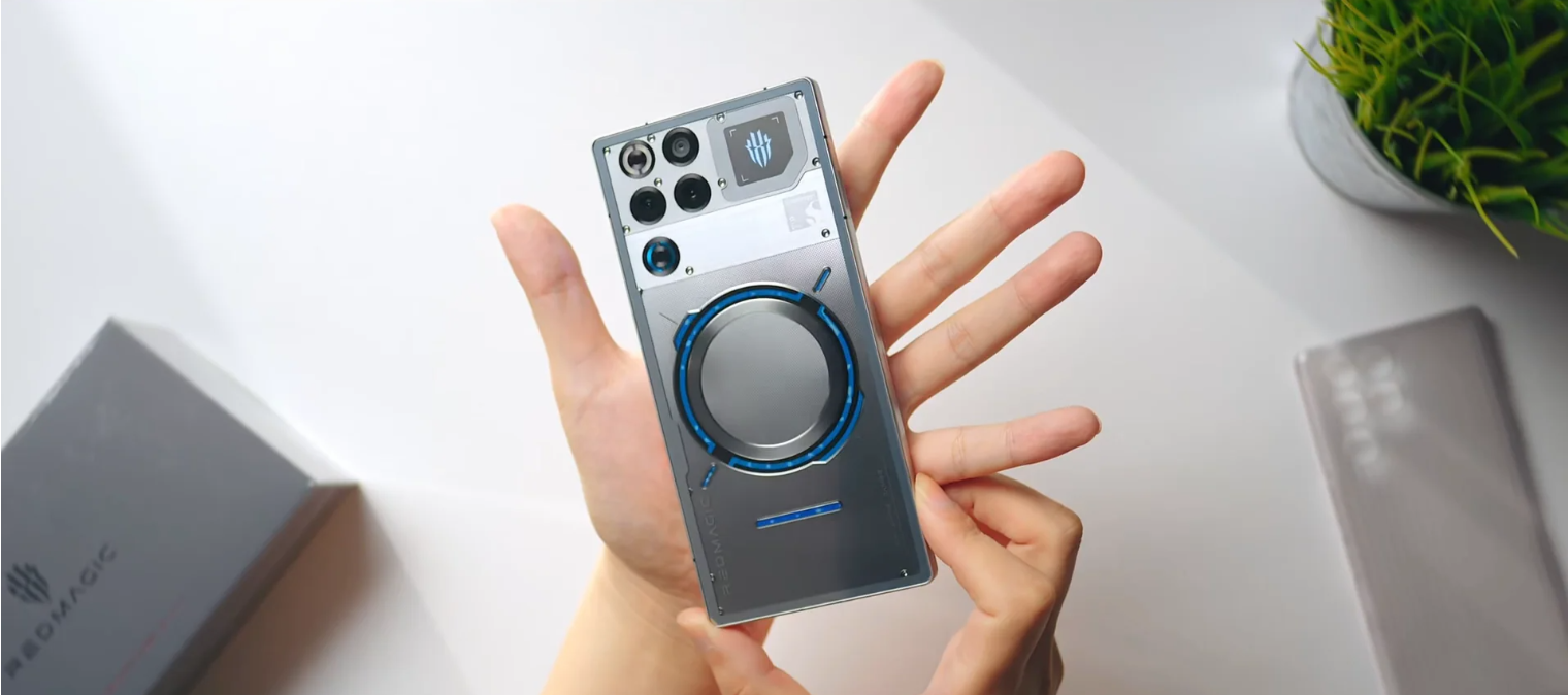 RedMagic 11 Pro redefine o conceito de smartphone gamer com refrigeração líquida RedMagic 11 Pro redefine o conceito de smartphone gamer com refrigeração líquida