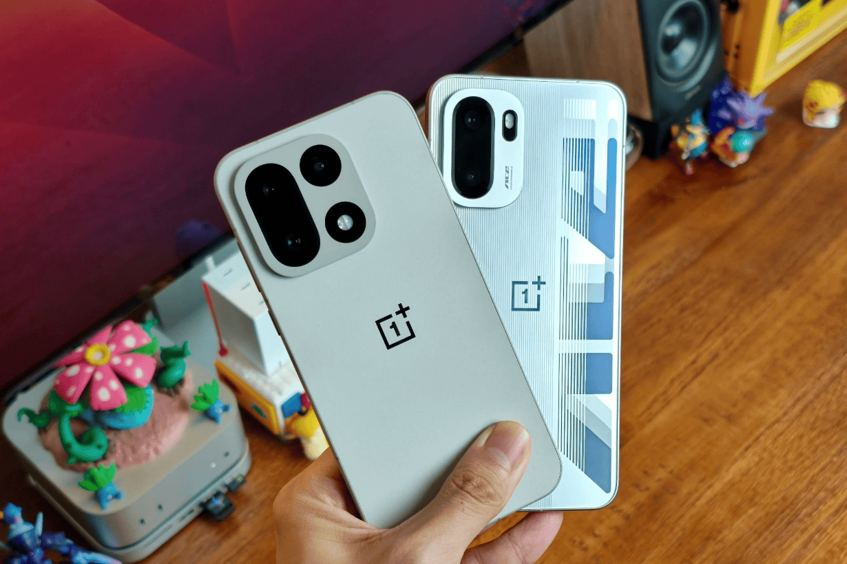 OnePlus 15 e OnePlus Ace 6 chegam com Snapdragon, telas LTPO de 165 Hz e baterias gigantes: tudo o que você precisa saber OnePlus 15 e OnePlus Ace 6 chegam com Snapdragon, telas LTPO de 165 Hz e baterias gigantes: tudo o que você precisa saber