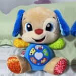 Fisher-Price Aprender e Brincar Brinquedo para Bebês Cachorrinho Aprende Comigo para crianças a partir de 6 meses