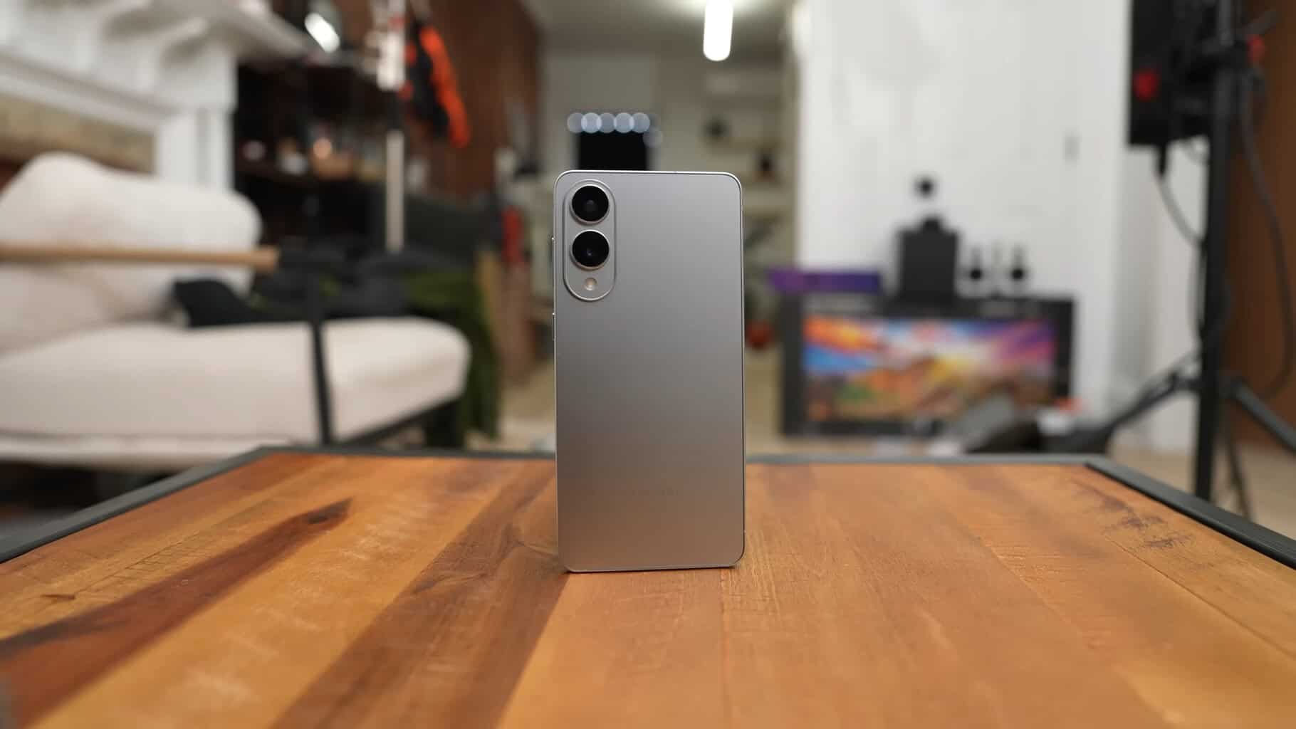 Galaxy S25 Edge depois de 4 meses: leveza e conforto em um top de linha — vale a pena? Galaxy S25 Edge depois de 4 meses: leveza e conforto em um top de linha — vale a pena?