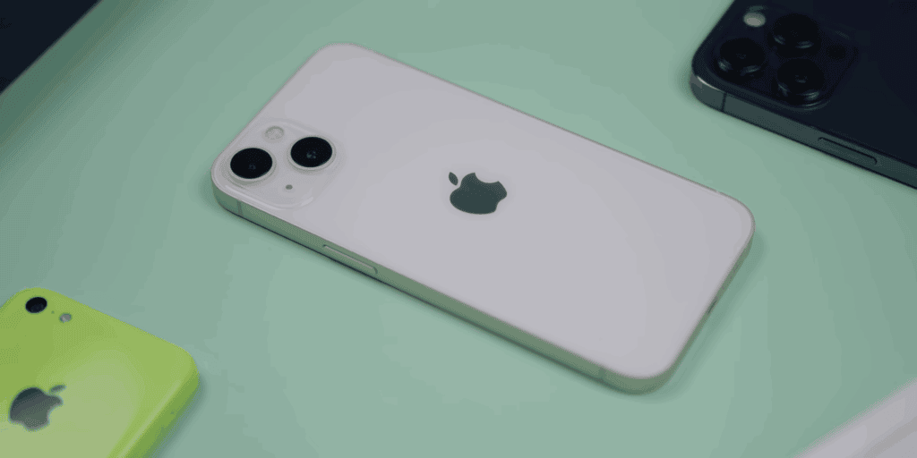 iPhone 13 em 2026: ainda vale a pena depois do iPhone 17? Guia claro de preço, desempenho e câmeras iPhone 13 em 2026: ainda vale a pena depois do iPhone 17? Guia claro de preço, desempenho e câmeras