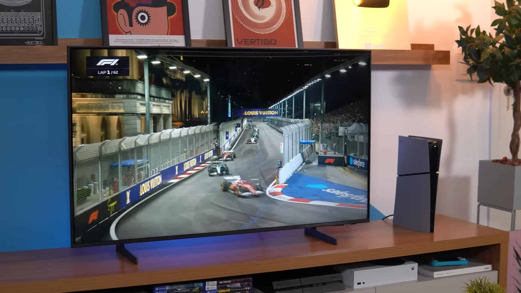 QEF1 vs Q7F vs P7K: qual TV QLED 4K comprar? Karaokê, Game Pass e Certificação Pantone QEF1 vs Q7F vs P7K: qual TV QLED 4K comprar? Karaokê, Game Pass e Certificação Pantone