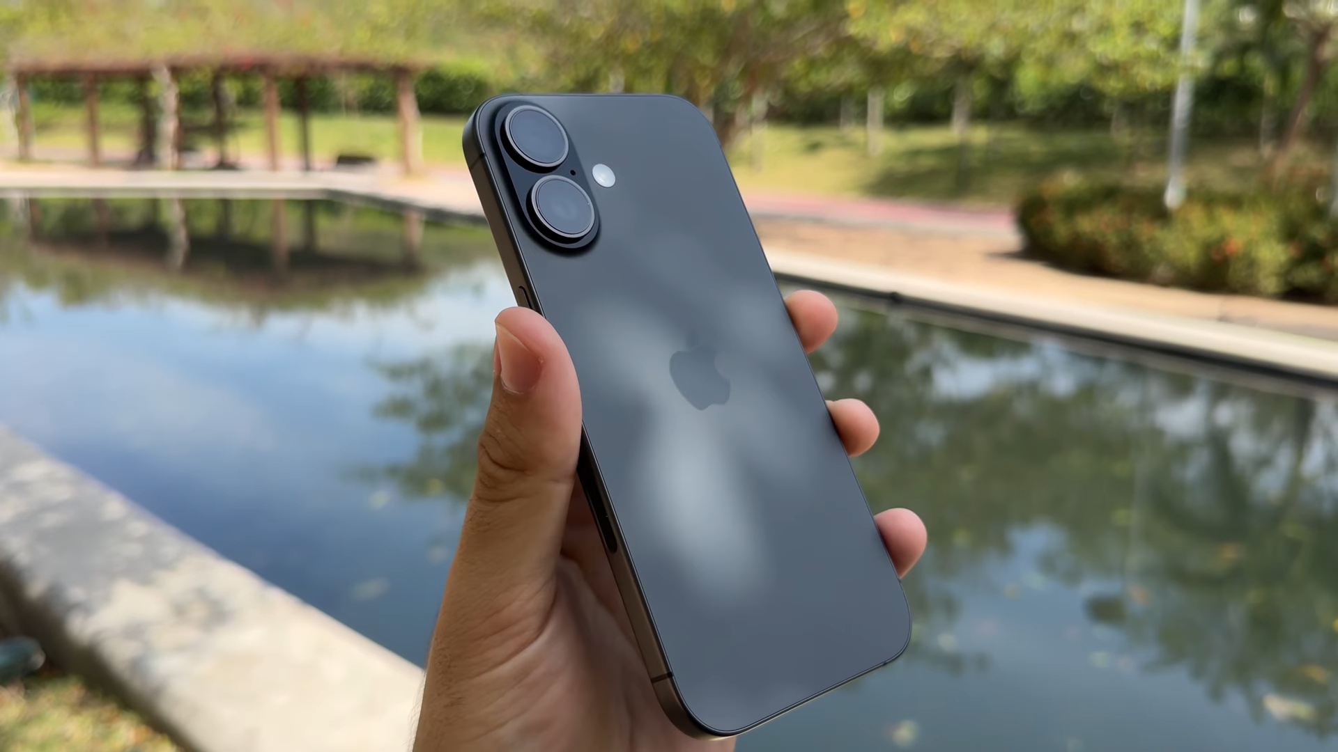iPhone 17 256GB: Tela 120 Hz, Câmeras de 48 MP e o Review Completo que Você Precisa Ler