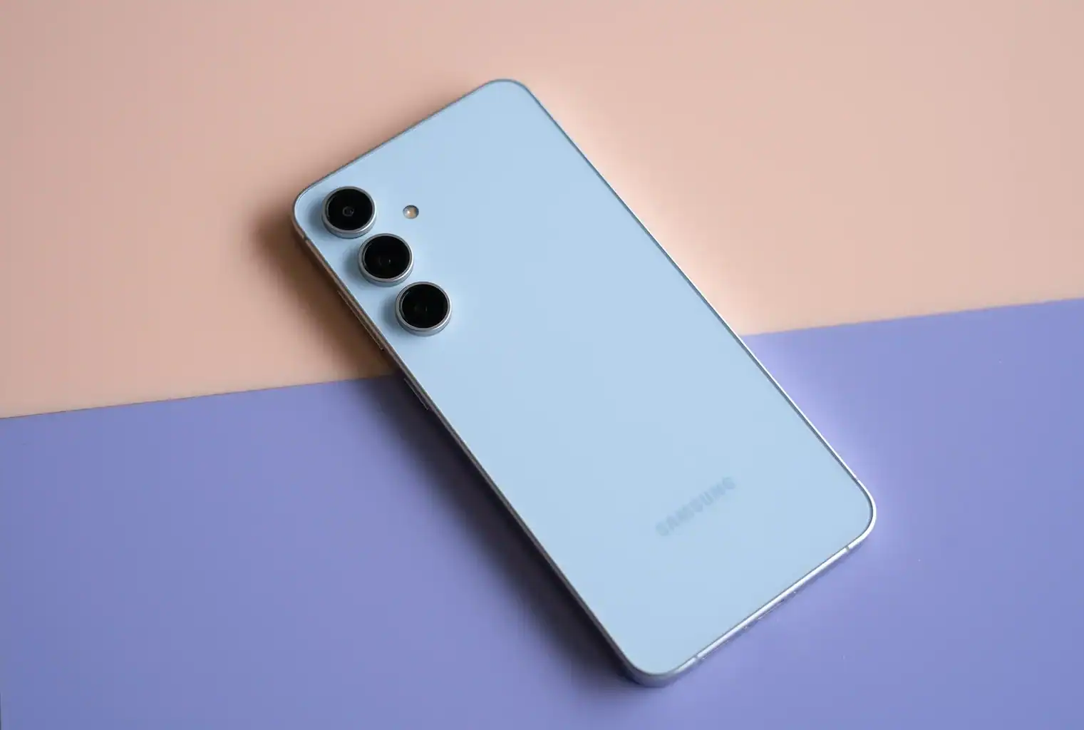 Galaxy S24 FE: o Topo de Linha Barato Mais Completo de 2025