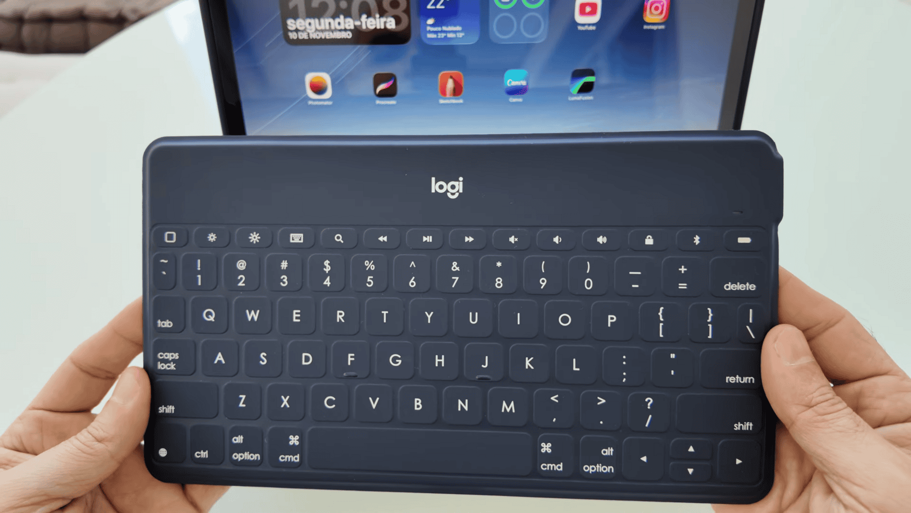 Os Melhores Teclados Compactos Para Usar com Tablet e Celular: Guia Completo Os Melhores Teclados Compactos Para Usar com Tablet e Celular: Guia Completo