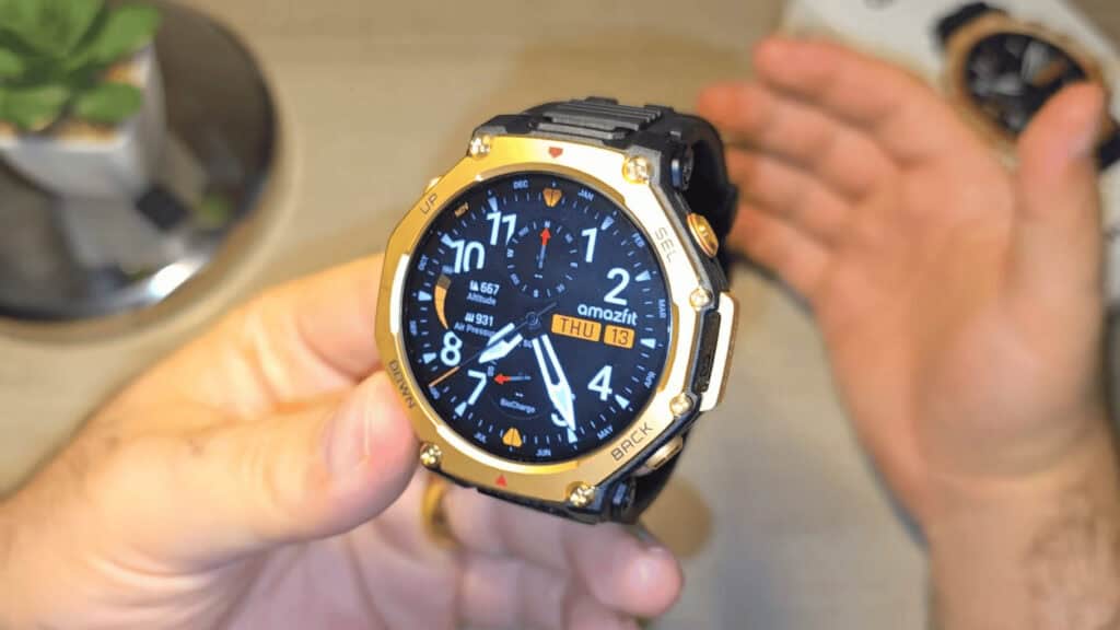 Relógio esportivo Amazfit com tela digital de alta precisão e funcionalidades avançadas.