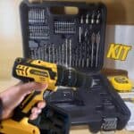 Parafusadeira/Furadeira com Impacto à Bateria 12V Lítio 3/8 Polegadas, Fonte Bivolt Automática, Jogo com 74 Acessórios, PFV 074 Vonder.