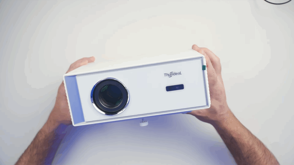 Projetor Thundeal TD95W: o Melhor Custo-Benefício de 2025 por Menos de R$700