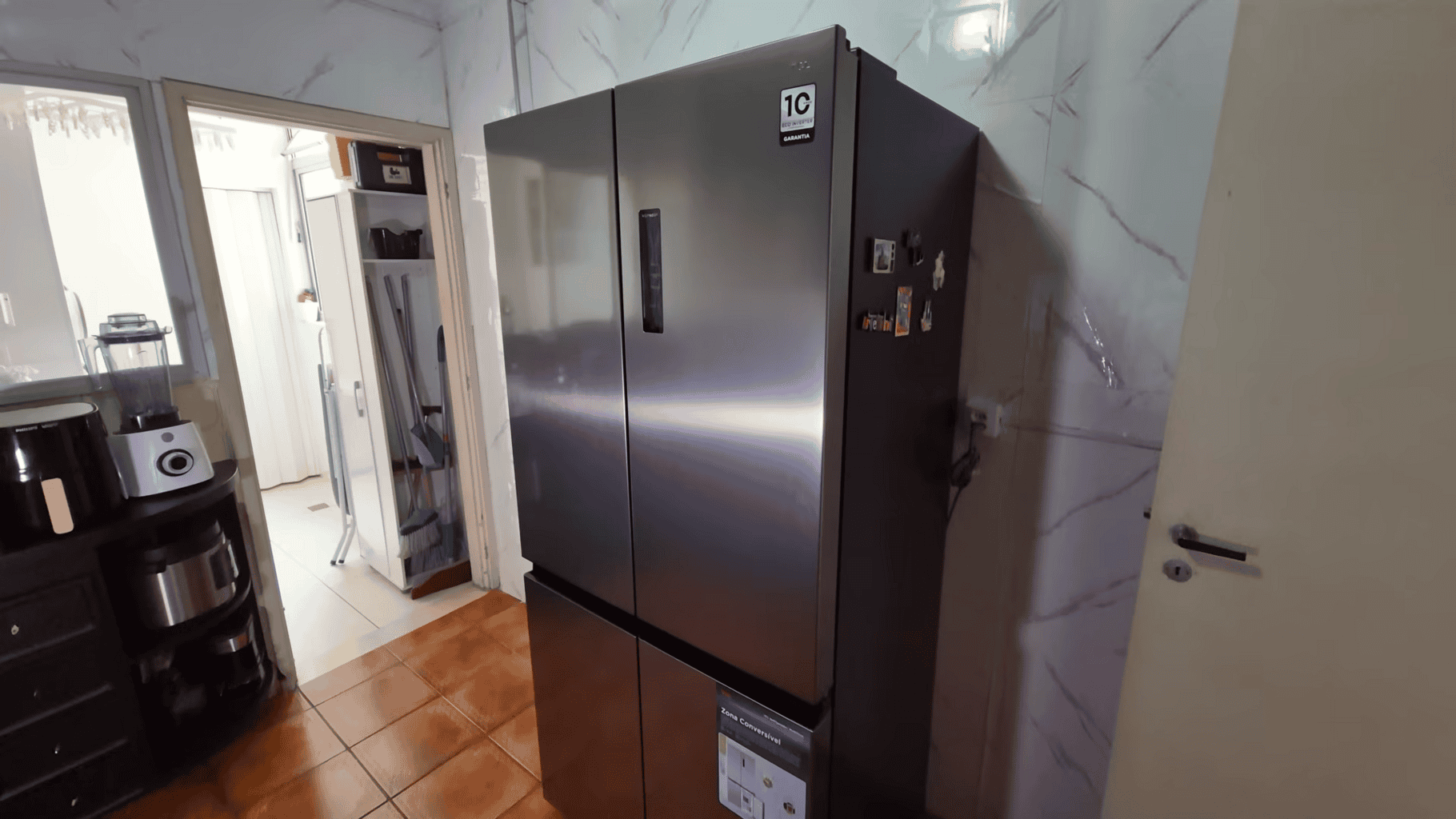 TCL Multidoor C589CDN1: Geladeira 4 Portas Gigante, Econômica e com Zona Flexível para Quem Quer Subir de Nível TCL Multidoor C589CDN1: Geladeira 4 Portas Gigante, Econômica e com Zona Flexível para Quem Quer Subir de Nível