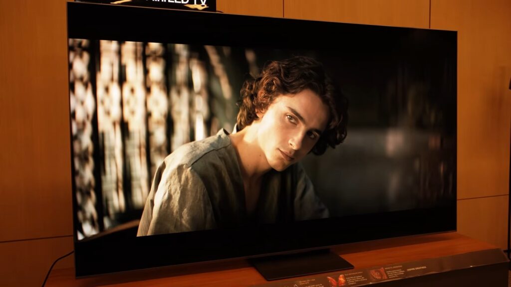 Nova tecnologia OLED da TCL pode virar o jogo no mercado de TVs premium