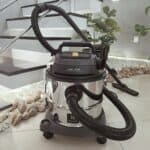 Aspirador Pó e Água Electrolux função Sopro Compacto Líquidos Químicos Inox 1800W 20L total 15L útil protetor térmico GT20i