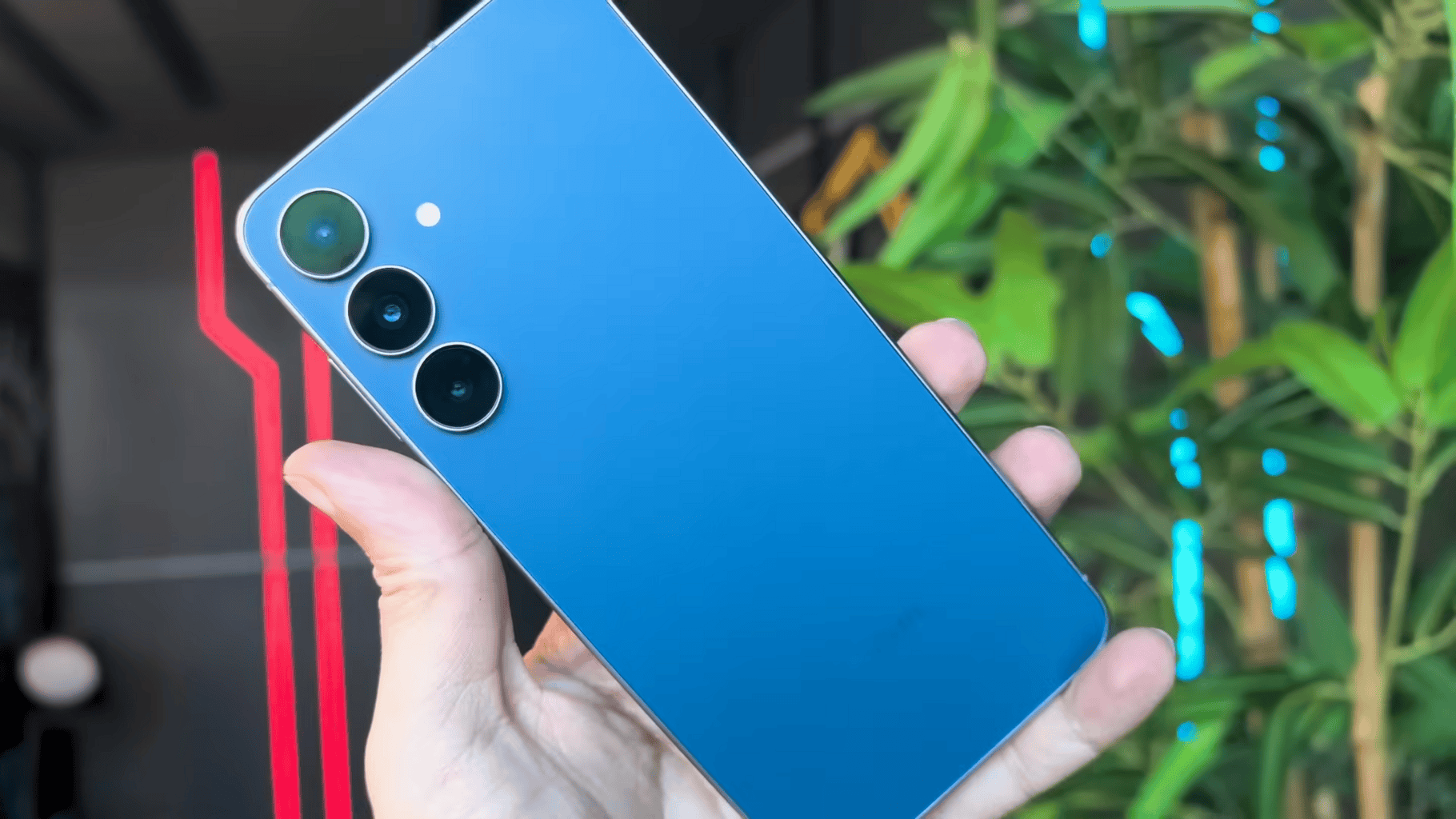 Galaxy S25 FE é uma boa compra em 2025? Análise completa após 2 meses de uso