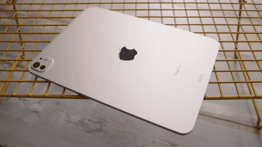 iPad Pro 11" com chip M2 em 2026: ainda vale a pena depois de 2 anos de uso ?