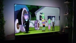 Philips Ambilight PUG8100: Unboxing Completo, Titan OS na Prática e Testes Reais da Ambilight 4K Mais Acessível