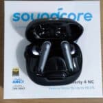 soundcore Liberty 4 NC da Anker, Fone de Ouvido Bluetooth Sem Fio, Redução de Ruído de 98,5%, Cancelamento Adaptativo para Ouvidos e Ambiente, Áudio Hi-Res, 50H de Bateria, Carregamento Sem Fio, Preto