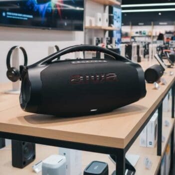 Caixa de Som Boombox Plus com 3 Alto-falantes 200W Aiwa