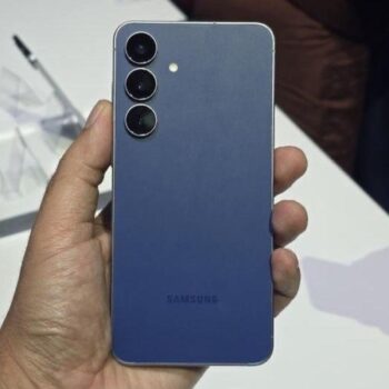 Celular Samsung Galaxy S25 Fe 5g, 128gb, 8gb Ram, Câmera Tripla De 50+12+8, Tela Grande De 6.7 Azul Marinho