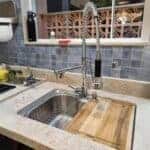 Kit Cuba Gourmet 60x42 Com Acessórios E Torneira Monocomando Cor Prateado