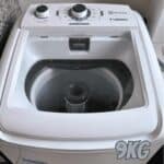 Lavadora de Roupas Electrolux 9kg 10 Programas de Lavagem Branco Efficient Care LED09