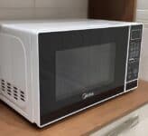 Micro-ondas MRAS21 20l Branco Porta Preta Minuto Fácil Midea 127V