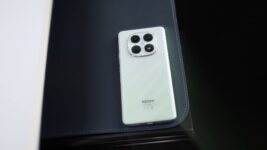 Redmi Note 15 4G chega barato com 6.000 mAh e tela curva AMOLED: vale a pena?