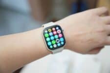 Redmi Watch 6 estreia com tela gigante, bateria de 24 dias e visual premium