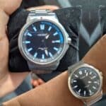 Relógio De Pulso Orient Mbss1196a Com Correia De Aço Cor Prateado Fundo Preto/azul