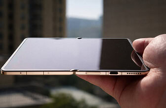 Honor Magic V6 impressiona com tela interna sem vinco visível