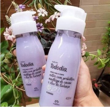 Kit Creme Desodorante Nutritivo Para o Corpo Tododia Algodão 2 un de 400 ml