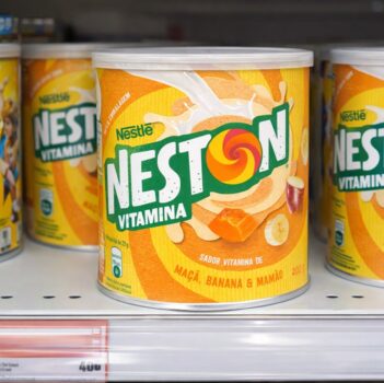 Cereal Infantil, Neston, Vitamina Maçã Banana e Mamão, 400g