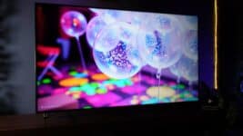 Samsung QLED ou TCL QLED: qual TV vale mais a pena em 2026?