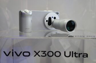 Vivo X300 Ultra é apresentado na MWC 2026 com teleobjetiva de 400mm e zoom óptico de 17x