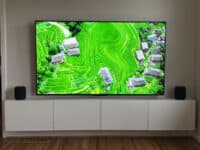 Hisense U6Q Mini LED: Vale a Pena? Review Completo com Qualidade de Imagem e Custo-Benefício