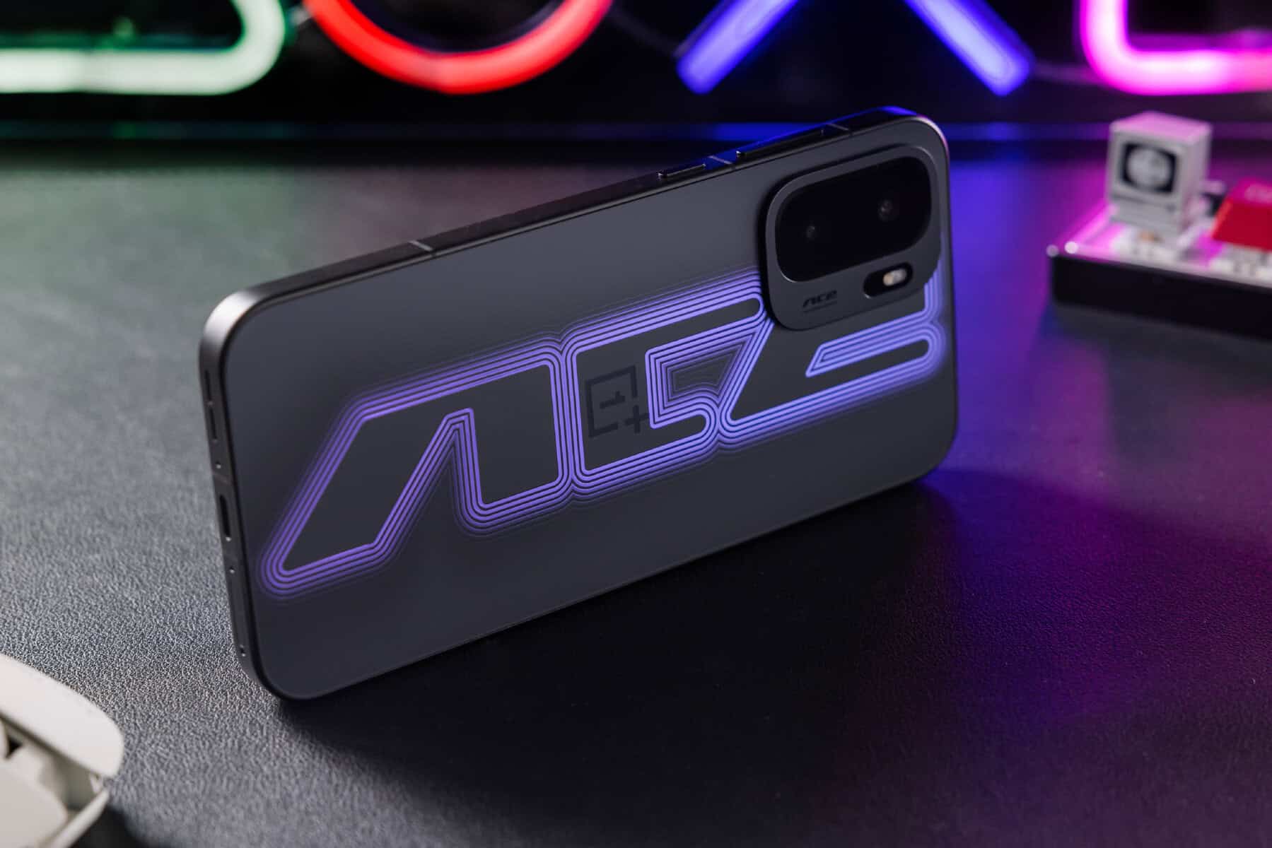 oneplus ace 6 ultra celular gamer com bateria gigante desempenho extremo e acessorios avancados OnePlus Ace 6 Ultra: celular gamer com bateria gigante, desempenho extremo e acessórios avançados