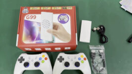 Game Stick G99 Vale a Pena? Testamos o Novo Console que Roda PlayStation 2 e Comparamos com o M88