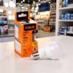 Lâmpada LED Bulbo Foxlux – 12W – 3000K – Luz Amarela – 1080 lm – Base E-27 – Bivolt – Vida média: 25.000h request change Lâmpada LED Bulbo 12W 3000K Bivolt - Luz Quente